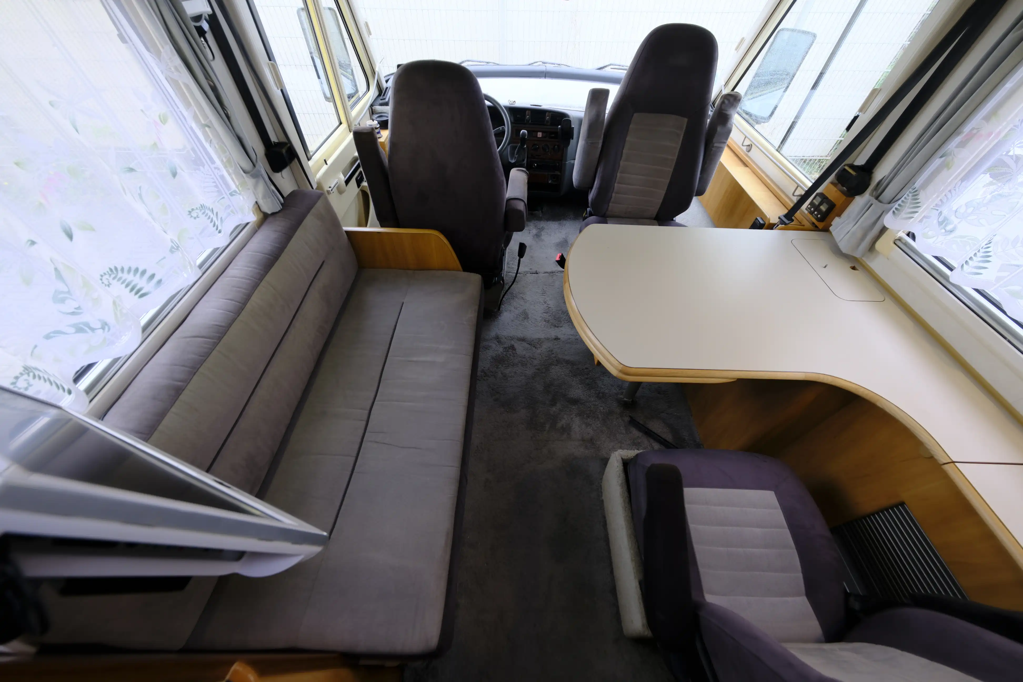 HYMER-ERIBA B 694 G